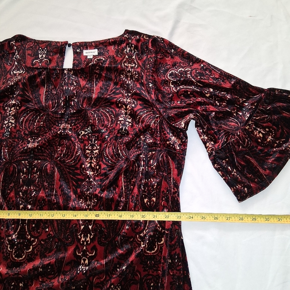 Avenue Women Size 26/28 Burgundy Velvet Long Sleeve Dress - Picture 14 of 16